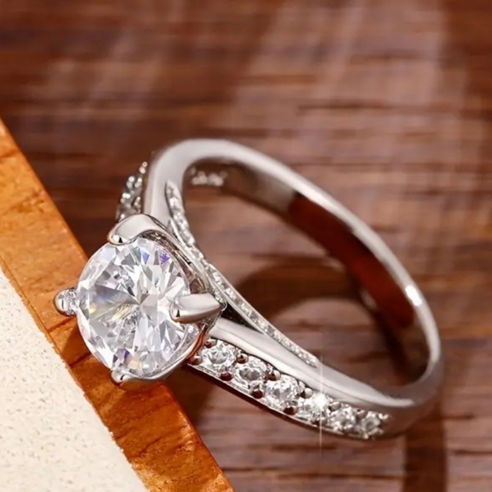 Women Solitaire Ring